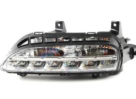 Antriebs-/Nebelscheinwerfer-LED. PASSEND FÜR FSK993 STOßSTANGE - 99763108301, 99763108401, 99763108302, 99763108402 Antriebs-/Nebelscheinwerfer-LED. PASSEND FÜR FSK993 STOßSTANGE - 99763108301, 99763108401, 99763108302, 99763108402