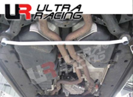 Hintere untere Stange. Porsche Cayenne 955 Turbo / Cayenne 958 3.0L V6 - Ultra Racing - RL2-866