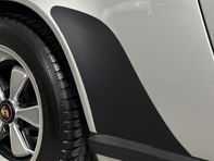 Protectores de bajos MagnaFin WrapFin estilo "aleta de tiburón", color negro intenso. Porsche 911 Serie G Carrocería estrecha 1974-89 - 91155932100, 91155932200 - WF911G DB