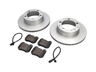 Voorremblokken en remschijfpakket. Porsche 944 2.7L 8V 1988-89 / 944S 2.5L 16V 1987-88 - 94435104105, 94435195103, 94461221200, 94435195102, 94435195104, 477698155, 92835194200, 92835195100, 94435104105ABS, 94435195104BRE, 460151820, 15941, 94435104106, 1663600217, 94435195100, 94435195101