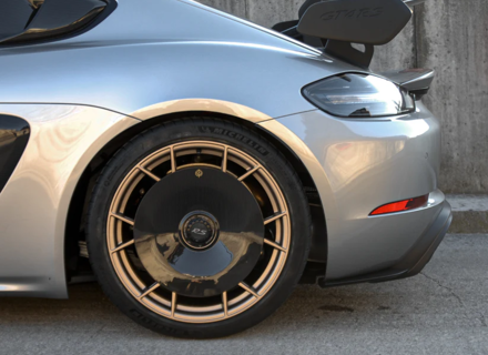 Aero-Scheibe Hinterrad Carbonfaser für Alufelgen. Porsche 718 GT4 RS