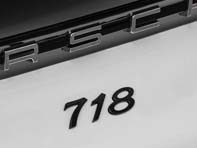 Badge Arrière '718' Noir pour Porsche 718 (982) Boxster / Cayman - 98204480080G2X Badge Arrière '718' Noir pour Porsche 718 (982) Boxster / Cayman - 98204480080G2X