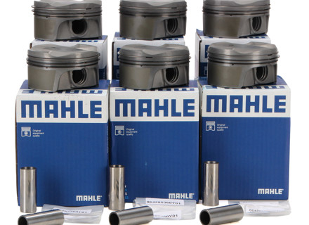 Pistoni motore Set di 6 pezzi Porsche 996 3.6L C2 / C4 / C4S e 997 3.6L C2 / C4 96,00 Ø - 99610305219, 99610305220, 503PI0010100000 Pistoni motore Set di 6 pezzi Porsche 996 3.6L C2 / C4 / C4S e 997 3.6L C2 / C4 96,00 Ø - 99610305219, 99610305220, 503PI0010100000