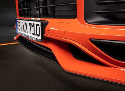 Becquet inférieur de pare-chocs avant TechArt. Porsche 9YA Cayenne GTS / turbo / turbo S E-Hybrid 2018-23 Becquet inférieur de pare-chocs avant TechArt. Porsche 9YA Cayenne GTS / turbo / turbo S E-Hybrid 2018-23