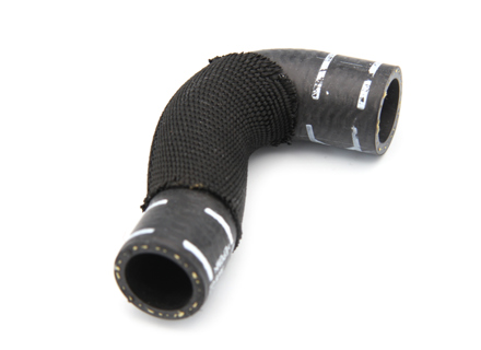 Manguera de refrigerante. Porsche Cayenne 957 / 958 Diésel - 95510630200 Manguera de refrigerante. Porsche Cayenne 957 / 958 Diésel - 95510630200