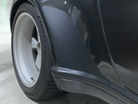 Protectores de bajos MagnaFin WrapFin estilo "aleta de tiburón", color negro intenso. Porsche 911 Serie G Wide Body / 930 Turbo - 93055932200, 93055932100 - WF930 DB