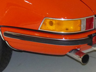 Angolo paraurti posteriore largo in gomma e modanatura. Porsche 911 dal 1965 in poi - 90150504650, 90150504651, 90150504652, 901.505.046.52, 901 505 046 52 90150504651, 901.505.046.51, 901 505 046 51, 901.505.046.50, 901.505.048.50, 901 505 048 50, 901 505 046 50, 90150504850 Angolo paraurti posteriore largo in gomma e modanatura. Porsche 911 dal 1965 in poi - 90150504650, 90150504651, 90150504652, 901.505.046.52, 901 505 046 52 90150504651, 901.505.046.51, 901 505 046 51, 901.505.046.50, 901.505.048.50, 901 505 048 50, 901 505 046 50, 90150504850