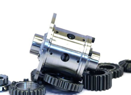 Differenziale a slittamento limitato (LSD) NXG (NeXt Generation). Porsche 914 - 3J1236, 3J1237, 90133205313 Differenziale a slittamento limitato (LSD) NXG (NeXt Generation). Porsche 914 - 3J1236, 3J1237, 90133205313