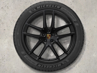 Cerchi in lega da 20' Macan S e pneumatici invernali originali Porsche - 95B044650E Cerchi in lega da 20' Macan S e pneumatici invernali originali Porsche - 95B044650E