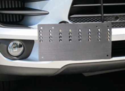 Rennline Tow Hook Receiver – Billet Nummernschildhalter. Porsche Macan - E1070.166 EURO, E1070.166 USA Rennline Tow Hook Receiver – Billet Nummernschildhalter. Porsche Macan - E1070.166 EURO, E1070.166 USA