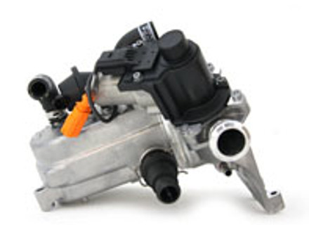 Dissipatore di calore per il ricircolo dei gas di scarico. Porsche 958 Caienna Diesel - 95811101104, 958131515, 95811101101, 95811101102, 95811101103 Dissipatore di calore per il ricircolo dei gas di scarico. Porsche 958 Caienna Diesel - 95811101104, 958131515, 95811101101, 95811101102, 95811101103