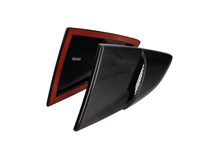 Prise d'air de lunette arrière en fibre de carbone. Porsche 718 Cayman (vitre complète) Prise d'air de lunette arrière en fibre de carbone. Porsche 718 Cayman (vitre complète)