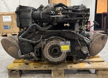 Porsche 993 (911) Carrera 3.6L VarioRam Motor, Webstuhl und Steuergerät M64/21