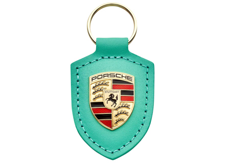 Porte-clés en cuir à crête Porsche, vert menthe. 'Driven by Dreams' - 75Y - WAP0503530RWSA
