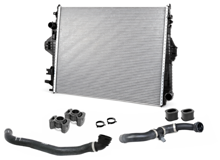 Radiator water with hoses, Centre. Porsche 958 Cayenne 4.8L 2011-18 - 95810613200, 95810640200, 95810640100
