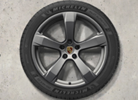 20' Macan Sport Alloy Wheels & Winter Tyres Original Porsche - 95B044650C 20' Macan Sport Alloy Wheels & Winter Tyres Original Porsche - 95B044650C