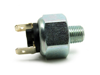 Brake light switch 2pin. Porsche 911 86-89 - 113945515H Brake light switch 2pin. Porsche 911 86-89 - 113945515H