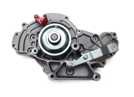 Pompe à eau. Porsche 928 S4 / 928 GTS - 92810601520, 92810601513, 92810601518 Pompe à eau. Porsche 928 S4 / 928 GTS - 92810601520, 92810601513, 92810601518