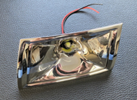 Horn grill side light set. Porsche 911/912 69-73 - 90155943103, 90155943203, 91155943103, 91155943203, 1684500376, 1684500386 Horn grill side light set. Porsche 911/912 69-73 - 90155943103, 90155943203, 91155943103, 91155943203, 1684500376, 1684500386