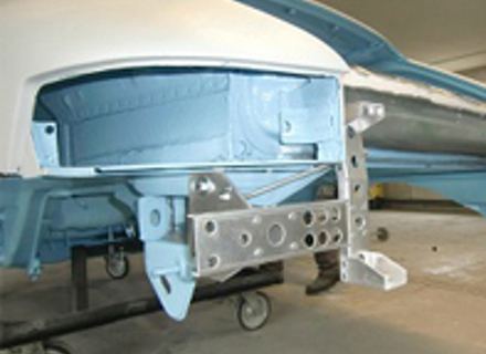 Steunbeugel achterbumper van aluminium. Porsche 964 - 91150504010, 91150504020 Steunbeugel achterbumper van aluminium. Porsche 964 - 91150504010, 91150504020