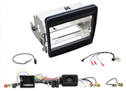 Kit di installazione con doppio pannello DIN, interfaccia, adattatore per antenna e cavo patch. Porsche 911 (991) 2011-2016