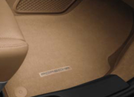 Tapis de sol avec bordure en nubuck Porsche 981 Boxster / 981C Cayman / 991 (911) 2012>> / 718 Boxster / 718 Cayman LHD Cars - 98155161310, 98155161304, 98155161300, 98155161302, 98155161304, 98155161302D75, 98155161302A75, 98155161302T75, 98155161302R75, 98155161302G75, 98155161302C75, 98155161302N10, 98155161304CH6, 98155161304OG6, 98155161304OH7, 98155161307A75, 98155161309A75, 98155161310A75