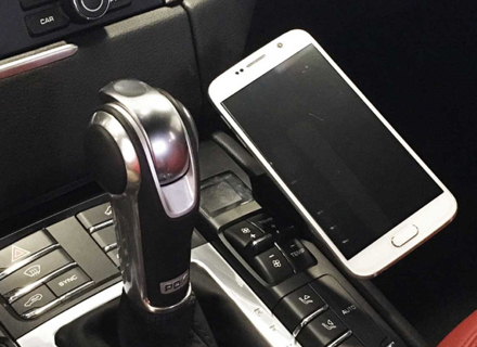 Supporto per telefono magnetico ExactFit. PorscheMacan - PM01.02, PM0102 Supporto per telefono magnetico ExactFit. PorscheMacan - PM01.02, PM0102