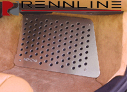 Rennline aluminium vloerplaat. Bijrijders kant. Porsche 996 / 997 / Boxster / Kaaiman - F18RH Rennline aluminium vloerplaat. Bijrijders kant. Porsche 996 / 997 / Boxster / Kaaiman - F18RH