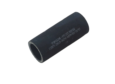 Manguera de conexión del depósito de aceite al tubo del enfriador de aceite del motor. Porsche 911 1972 - 91120730102, 91120730101 Manguera de conexión del depósito de aceite al tubo del enfriador de aceite del motor. Porsche 911 1972 - 91120730102, 91120730101