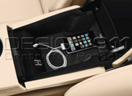 Interface audio universelle (AUX, USB par exemple pour iPod®). Porsche 970 Panamera 2010-13 - 97004490034, 97004490043