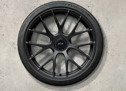 20' 718 Cayman GT4 RS magnesium forged wheel set, in Black. Original Porsche - 98204460317 20' 718 Cayman GT4 RS magnesium forged wheel set, in Black. Original Porsche - 98204460317