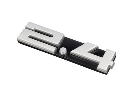 Badge '2.4' pour grille d'aération arrière. Porsche 911 1972 - 91155901500, 91155901502