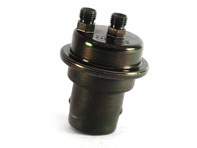 Fuel accumulator. Porsche 911 / 924 - 477209083, 0438170015, 0438170002 Fuel accumulator. Porsche 911 / 924 - 477209083, 0438170015, 0438170002