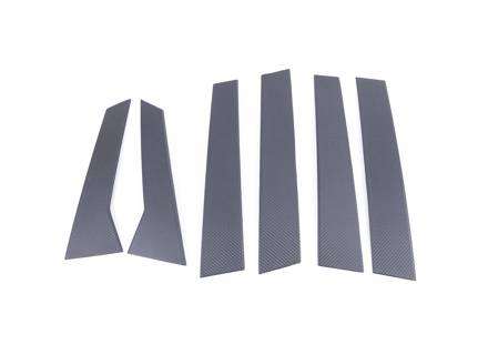 Set di rivestimenti per montanti porta in fibra di carbonio. Porsche 95B.1 Macan 2014-18 - 95B853317C, 95B853318C, 95B853351C, 95B853352C, 95B853589C, 95B853590C - E436 GLOSS, E436 MATTE Set di rivestimenti per montanti porta in fibra di carbonio. Porsche 95B.1 Macan 2014-18 - 95B853317C, 95B853318C, 95B853351C, 95B853352C, 95B853589C, 95B853590C - E436 GLOSS, E436 MATTE