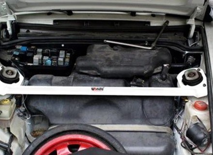 Vordere Domstrebe. Porsche 964 Carrera 2 1989>> - Ultra Racing - TW2-1408, UR-TW2-1408 Vordere Domstrebe. Porsche 964 Carrera 2 1989>> - Ultra Racing - TW2-1408, UR-TW2-1408