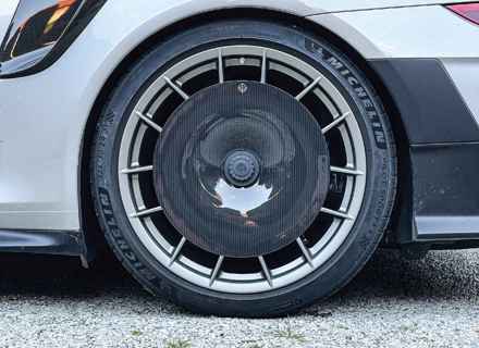 EVO Aero-Bremsscheiben aus Kohlefaser für die Hinterachse. Porsche 991.2 GT2 RS