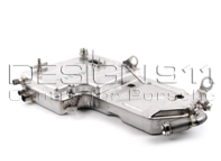 Engine oil tank. Porsche 997 Turbo - 99720707072 Engine oil tank. Porsche 997 Turbo - 99720707072