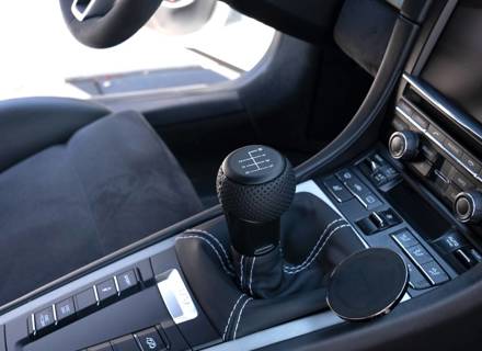 Pomello del cambio con cuffia in pelle 6 marce. Porsche 981 / 718 Boxster / Cayman - 98142407500, 98142407525, 98142498004