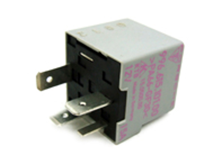 Relé de la bomba de combustible. Porsche 986 Boxster / 996 / 996 Turbo - 99661510100