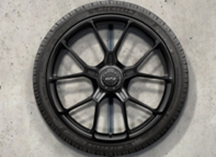 20'/21' 992 (911) GT3 alloy wheels & winter tyres Original Porsche - 992044601C 20'/21' 992 (911) GT3 alloy wheels & winter tyres Original Porsche - 992044601C