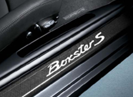 Garnitures de bas de caisse en carbone avec logo. Porsche 987 Boxster - 98755198000, 98755198001, 98704480004, 98755198009 Garnitures de bas de caisse en carbone avec logo. Porsche 987 Boxster - 98755198000, 98755198001, 98704480004, 98755198009