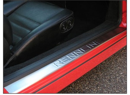 Profili sottoporta laterali in acciaio inox con logo RENNLINE. Porsche 911/912/930/964/993 - SP05 Profili sottoporta laterali in acciaio inox con logo RENNLINE. Porsche 911/912/930/964/993 - SP05