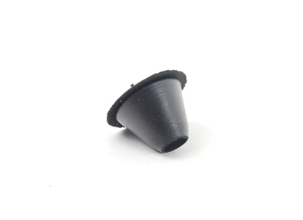 Drain plug grommet fuel filler. Porsche 944 coupe - 94420146100 Drain plug grommet fuel filler. Porsche 944 coupe - 94420146100
