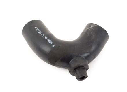 Tubo angolato acqua radiatore. Porsche 924 - 047121175