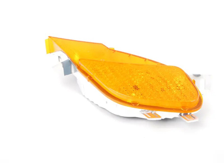 Clignotant latéral gauche USA spec Porsche 955 Cayenne - 95563103310, 955.631.033.10 Clignotant latéral gauche USA spec Porsche 955 Cayenne - 95563103310, 955.631.033.10