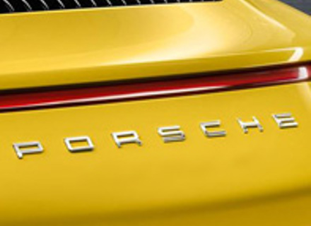 Insignia trasera 'PORSCHE' para Porsche 991.2 - 99104480380G2X