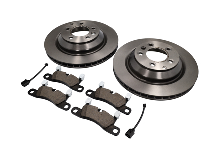 Bremsbeläge und Bremsscheibenpaket hinten. Porsche Cayenne 958 turbo - 958698451B, 95835240150, 95835293950, 95861236550