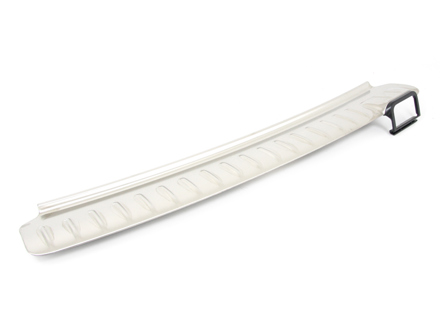 Sierpaneel voor achterbumperafdekking. Porsche 955 Cayenne - 95550578701 Sierpaneel voor achterbumperafdekking. Porsche 955 Cayenne - 95550578701