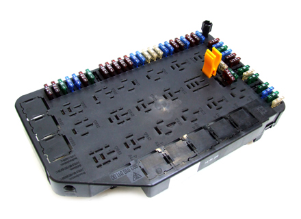 Scatola fusibili e porta relè. Porsche 993 1995-98 - 99361001100