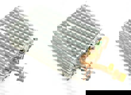 Airconditioning (Air Con) Verdamper. Porsche 911 84-89 LHD-auto's - 91157392900 Airconditioning (Air Con) Verdamper. Porsche 911 84-89 LHD-auto's - 91157392900